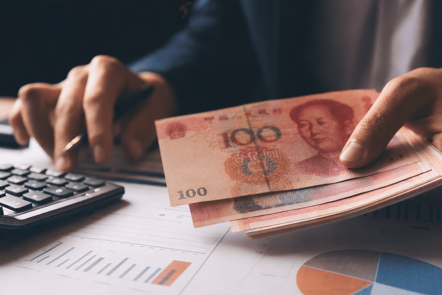 Goldman Sachs sees yuan 20% undervalued, forecasts further strengthening