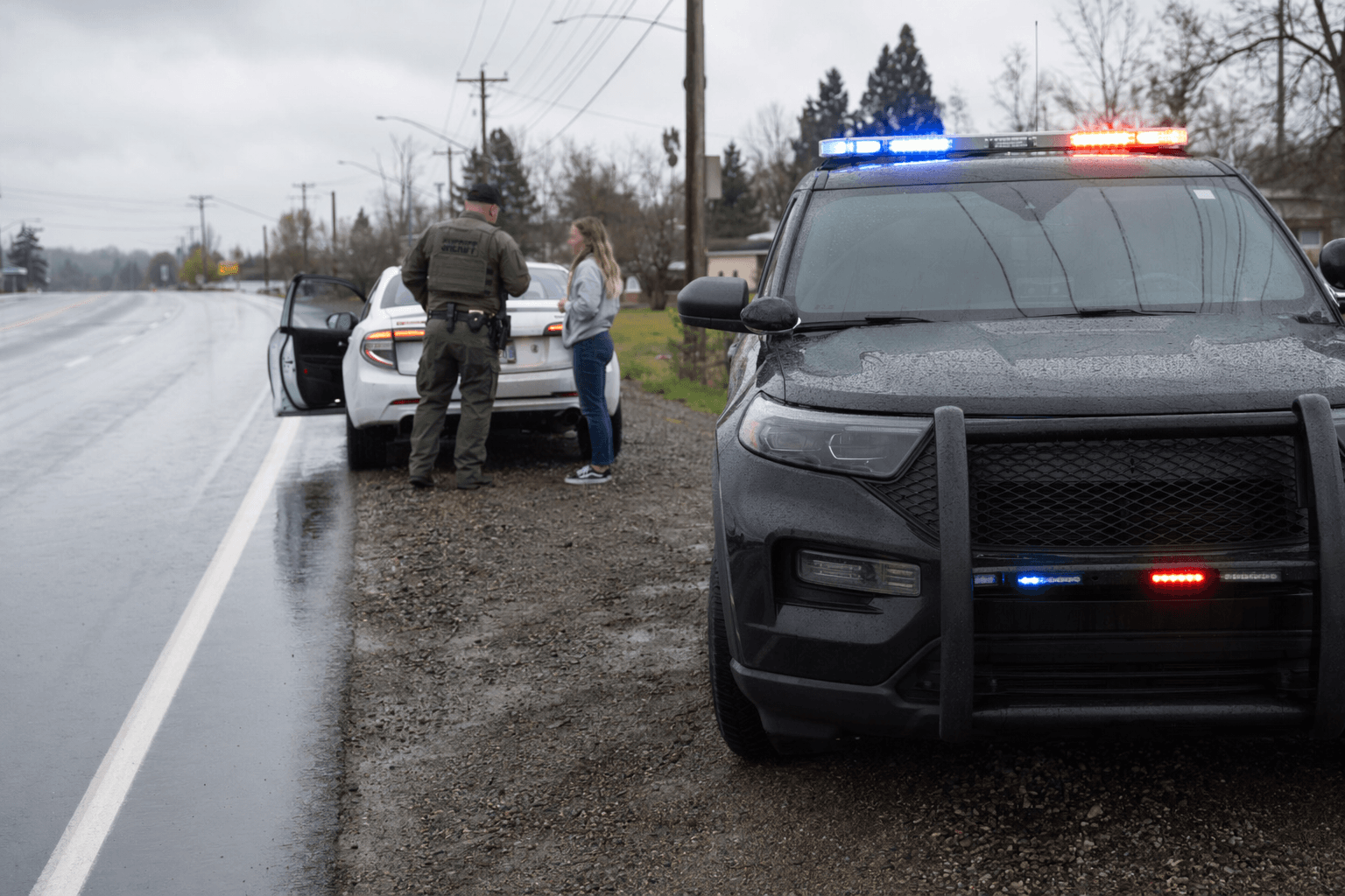 Deputies arrest Buckley woman after drunken driving, child endangerment stop