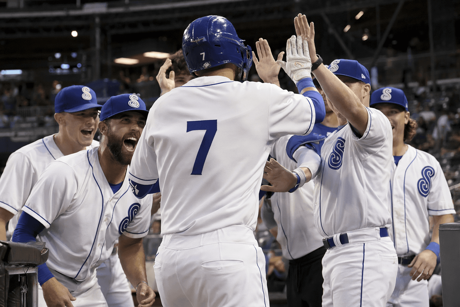Saints erupt for eight-run first inning in 10-5 win over Columbus