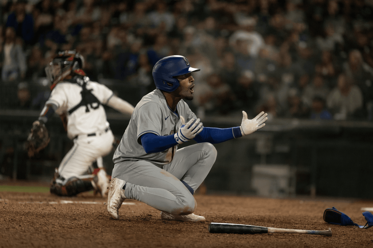 Comets fall 2-1 in extra innings after late chances in Albuquerque