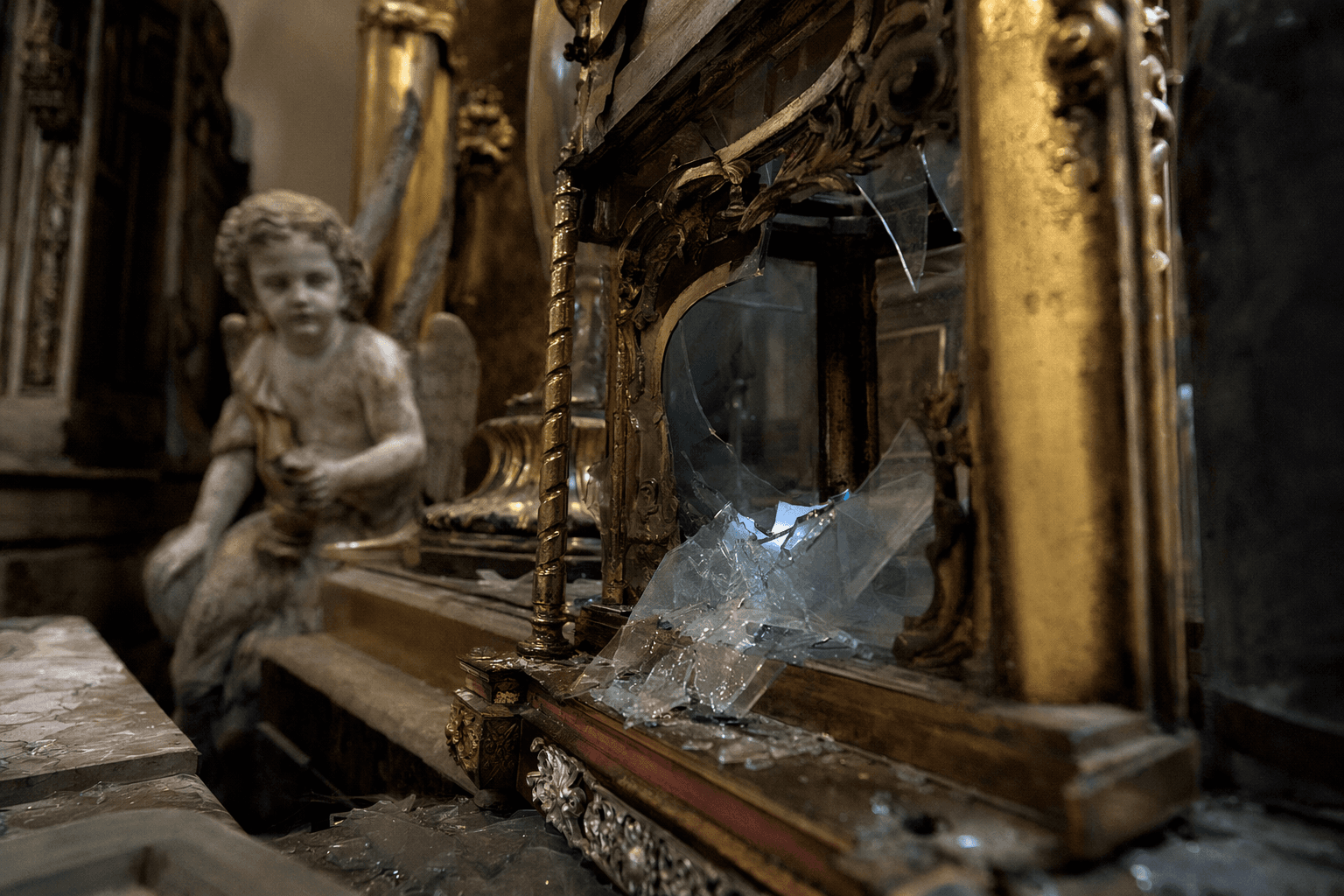 Police search for thief who stole Saint Zdislava's skull from Czech church