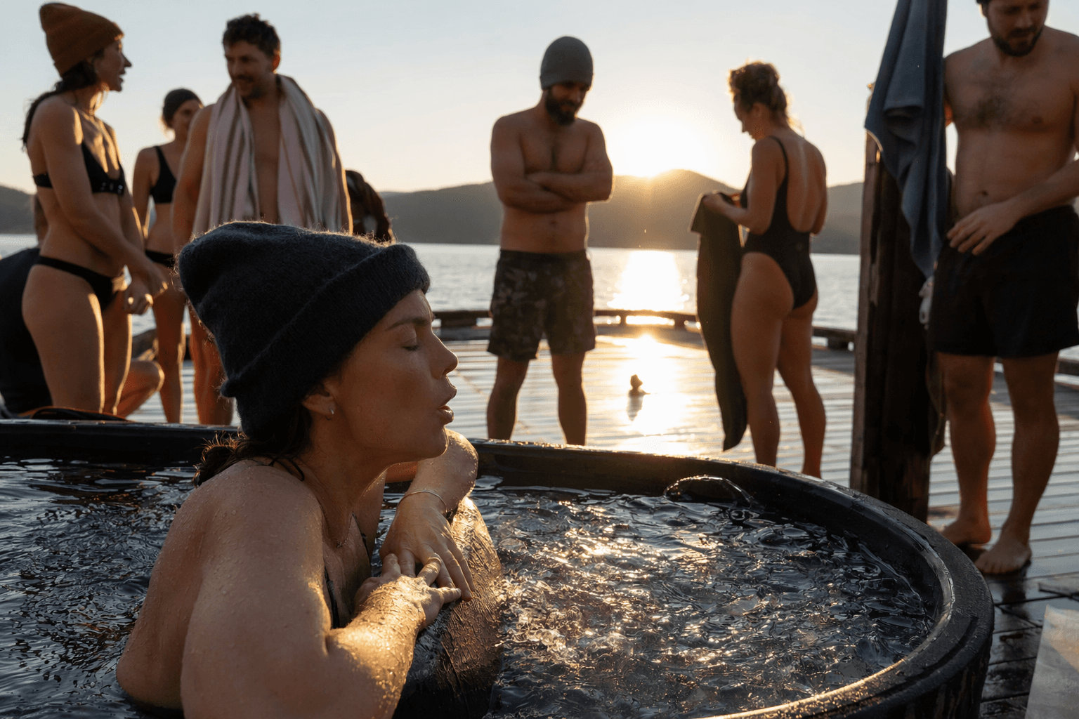 Health experts warn cold plunges are not endurance tests