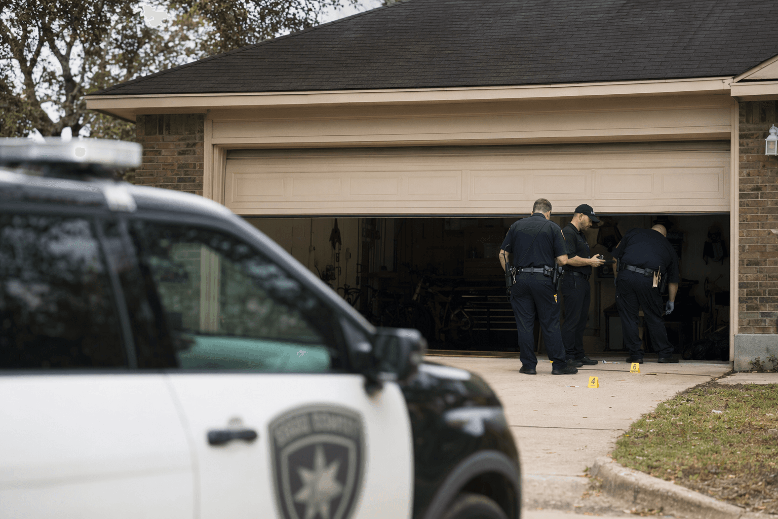 Harris County investigates shooting death of man found in Katy garage