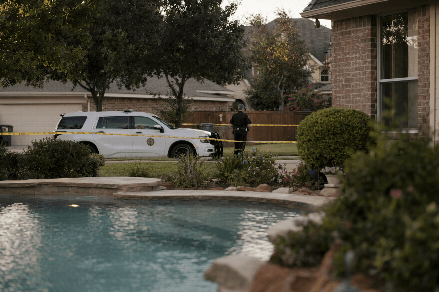 Harris County mother charged after daughters found dead in Katy pool