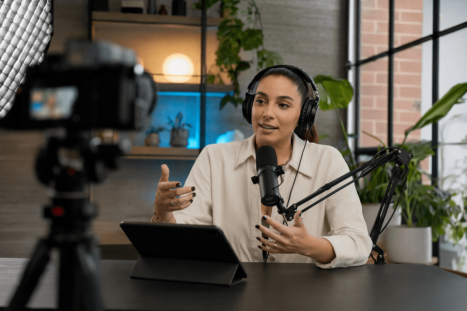 Spotify expands video podcast reach to Apple Podcasts and back again
