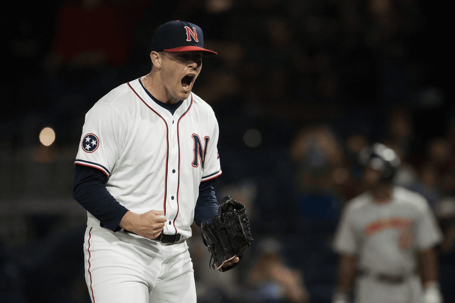 Stallings leads Nashville to 8-0 shutout over Louisville