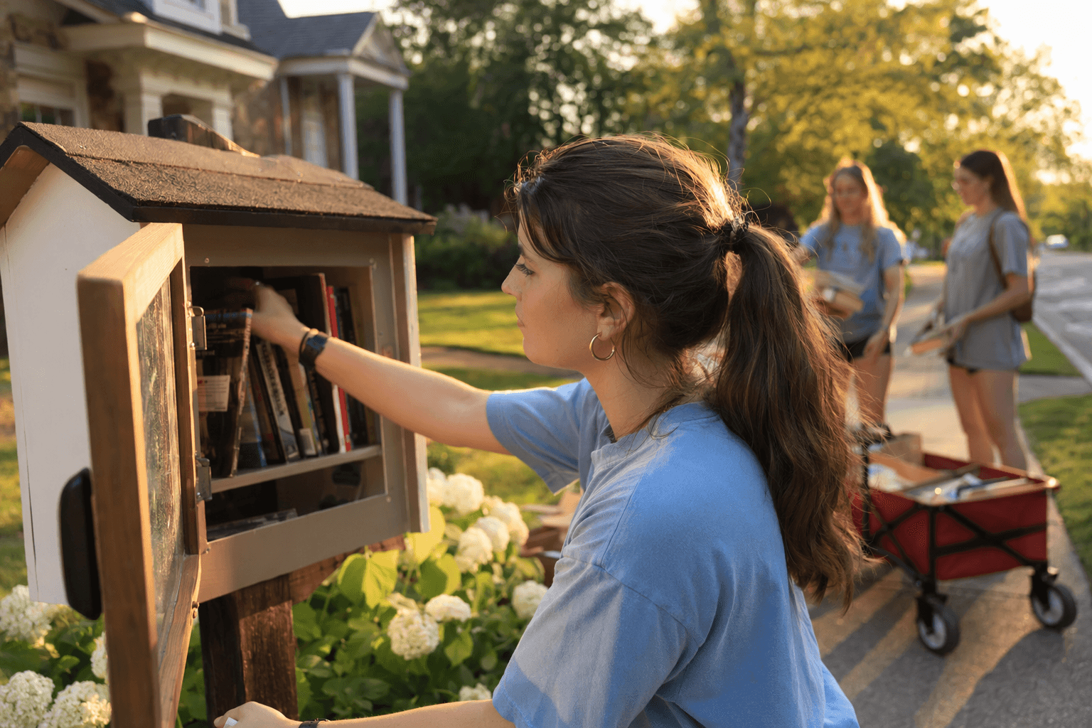 Ole Miss Greek life sorts books for Oxford, Lafayette County libraries