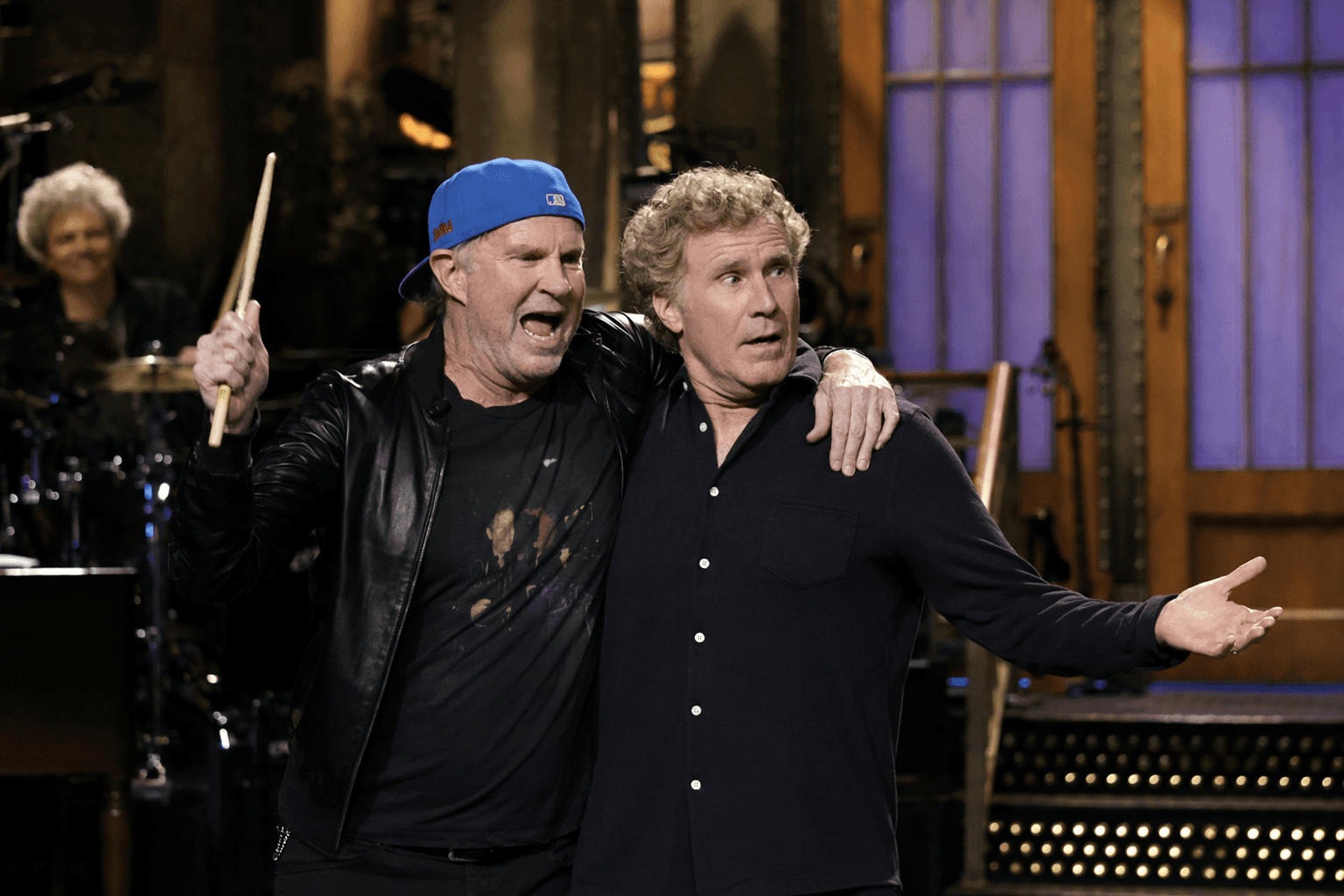 Chad Smith crashes Will Ferrell’s SNL monologue in season finale