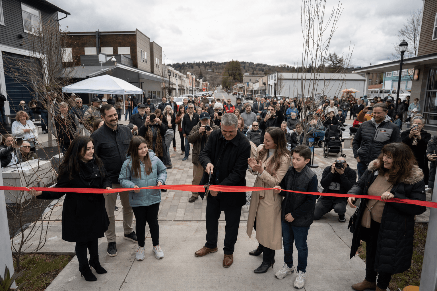 Cottage Grove reopens historic Main Street after decade-long revamp