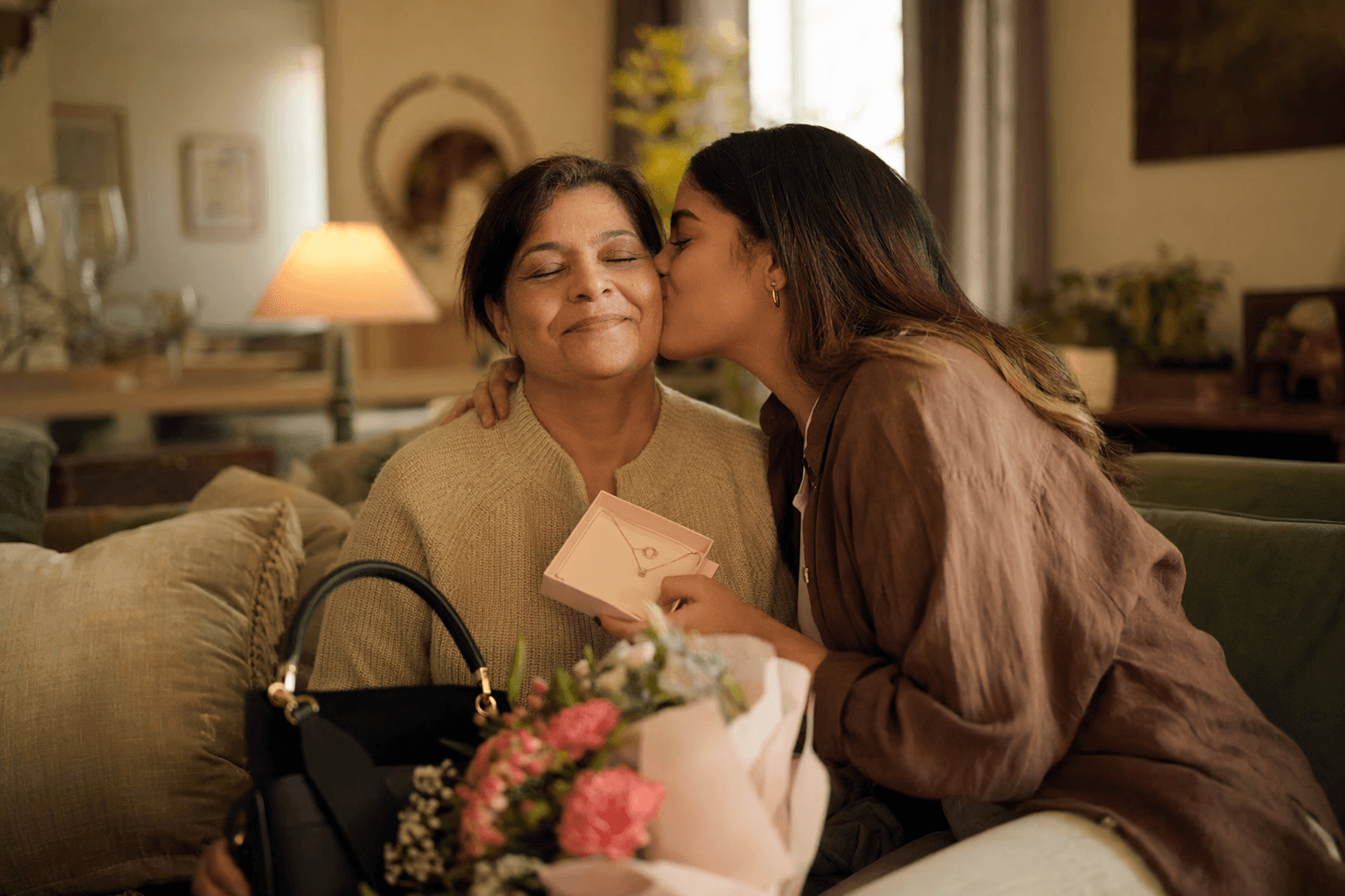 Mother’s Day gift ideas for every mom, bags, tech and trinkets
