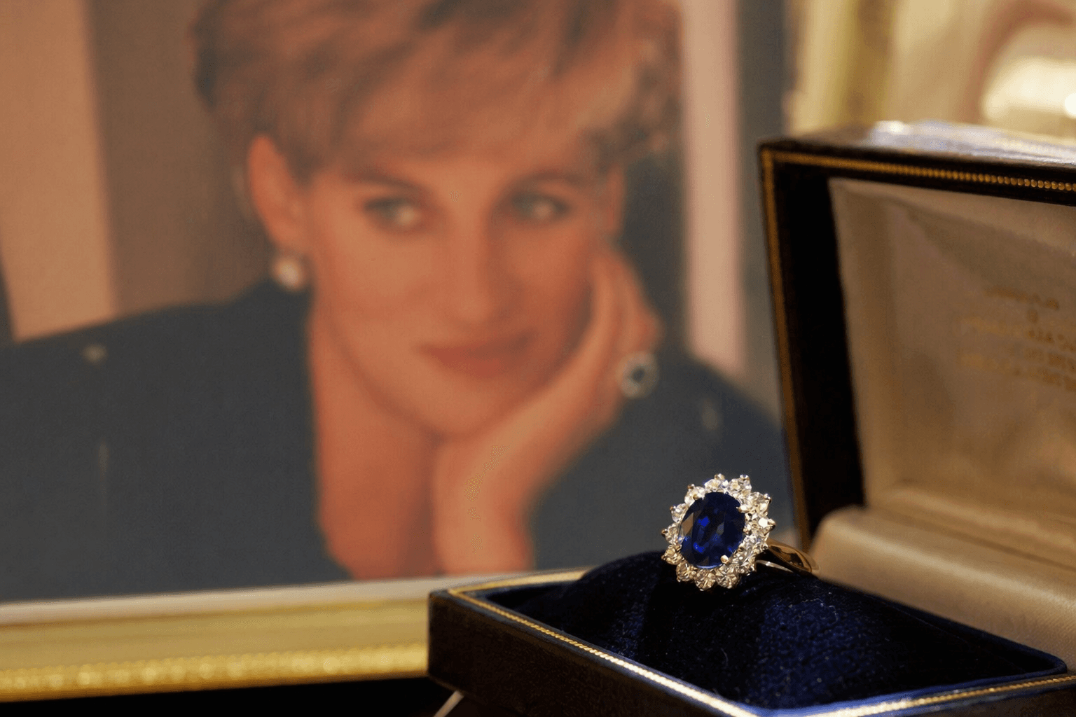 Princess Diana reportedly disliked her sapphire engagement ring