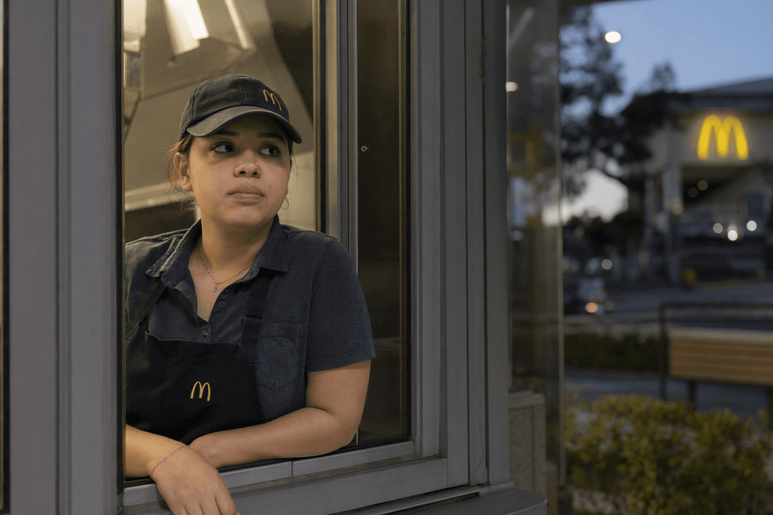 McDonald's workers push Newsom to revive stalled fast-food council