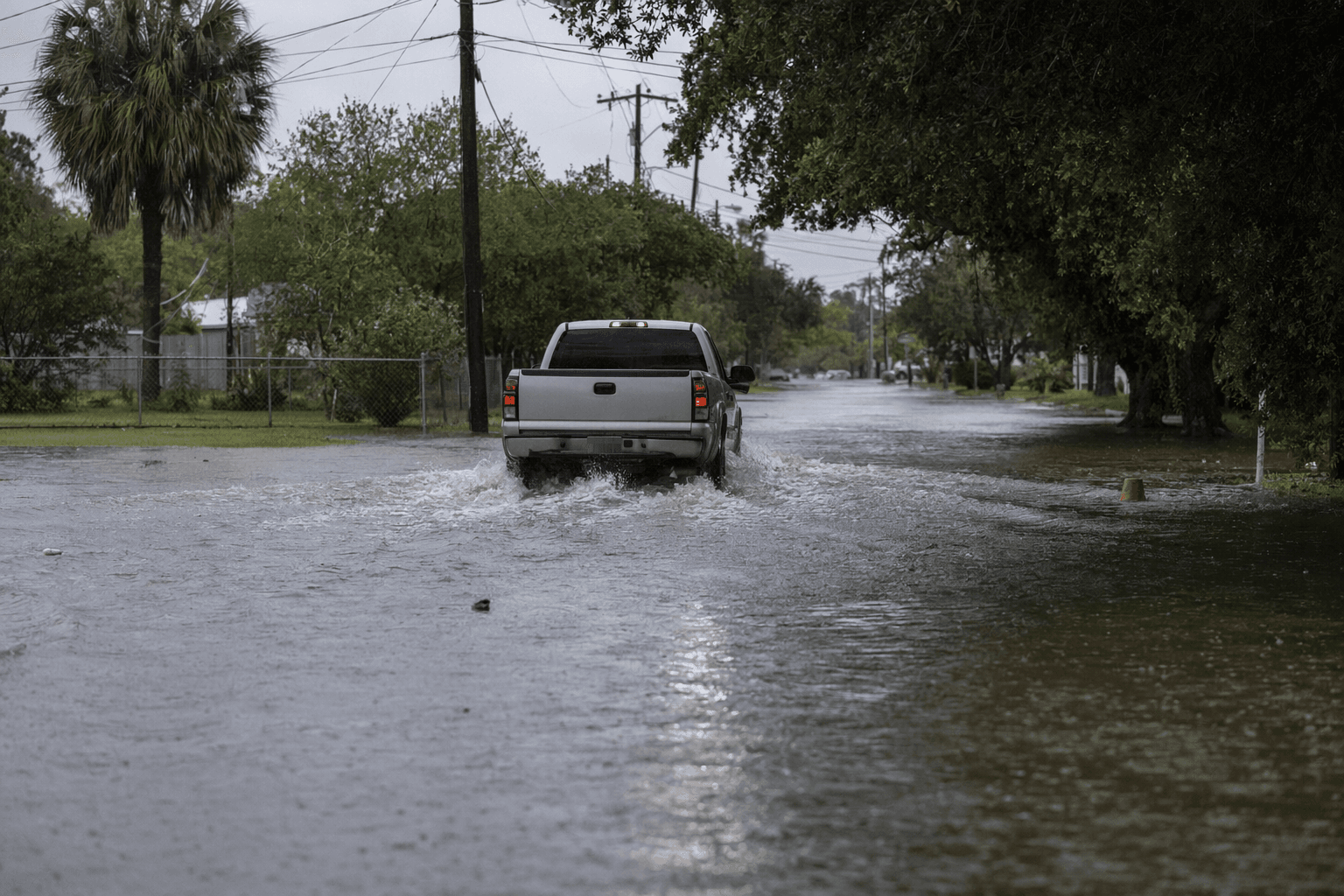 Flash flood warnings issued for Jim Wells County towns as rain continues