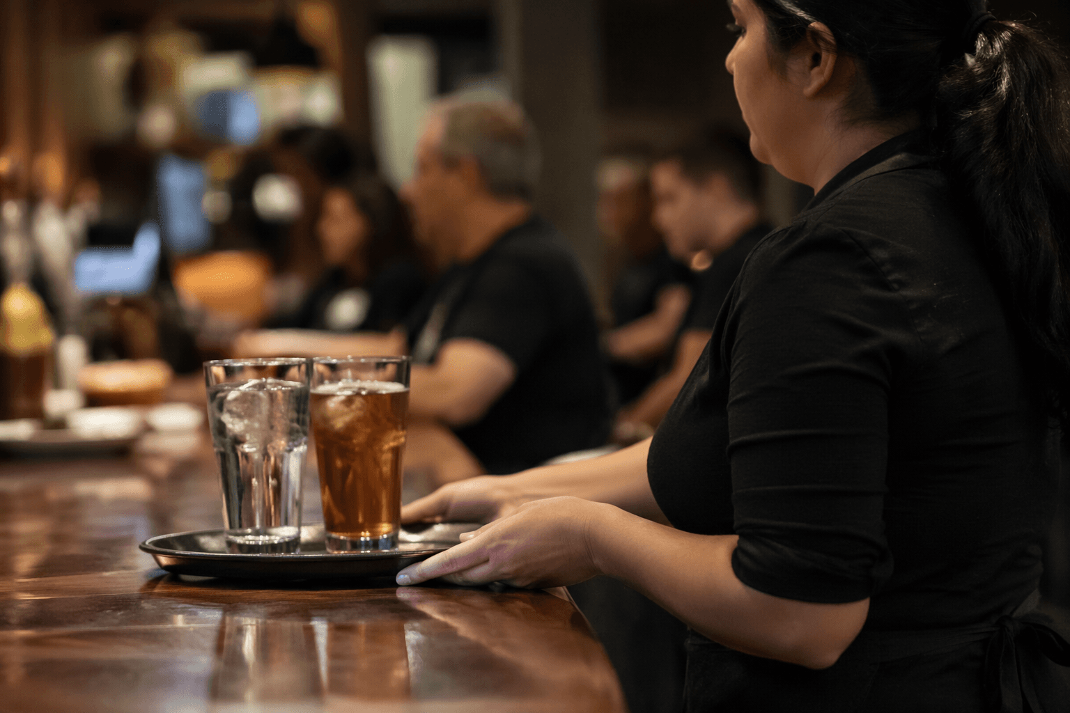 Albuquerque council weighs $15 minimum wage, $7.20 tipped rate