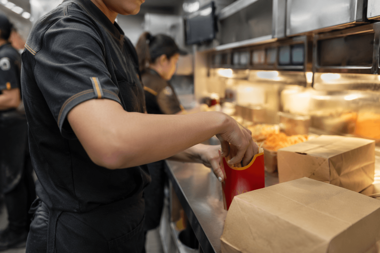 McDonald's crews face labor pinch as restaurants lose employer-of-choice status