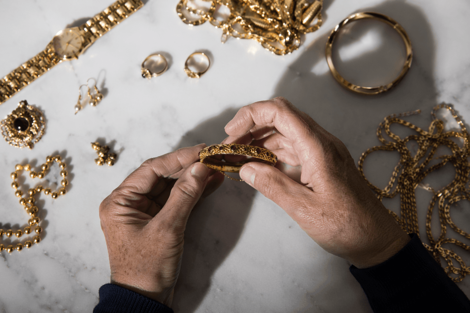 How to sell vintage jewelry now, amid record gold prices