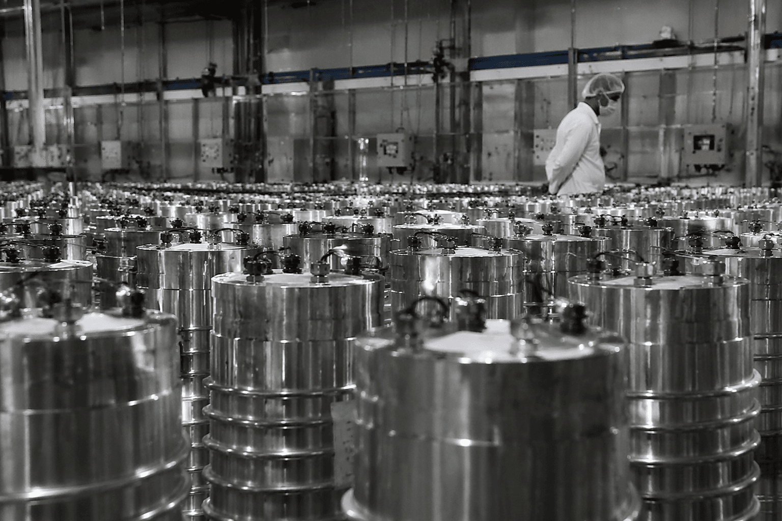 U.S. demands Iran send enriched uranium out in nuclear deal talks