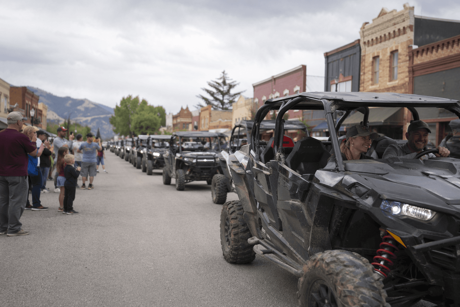 Lincoln off-road scavenger hunt draws hundreds, raises money for kids