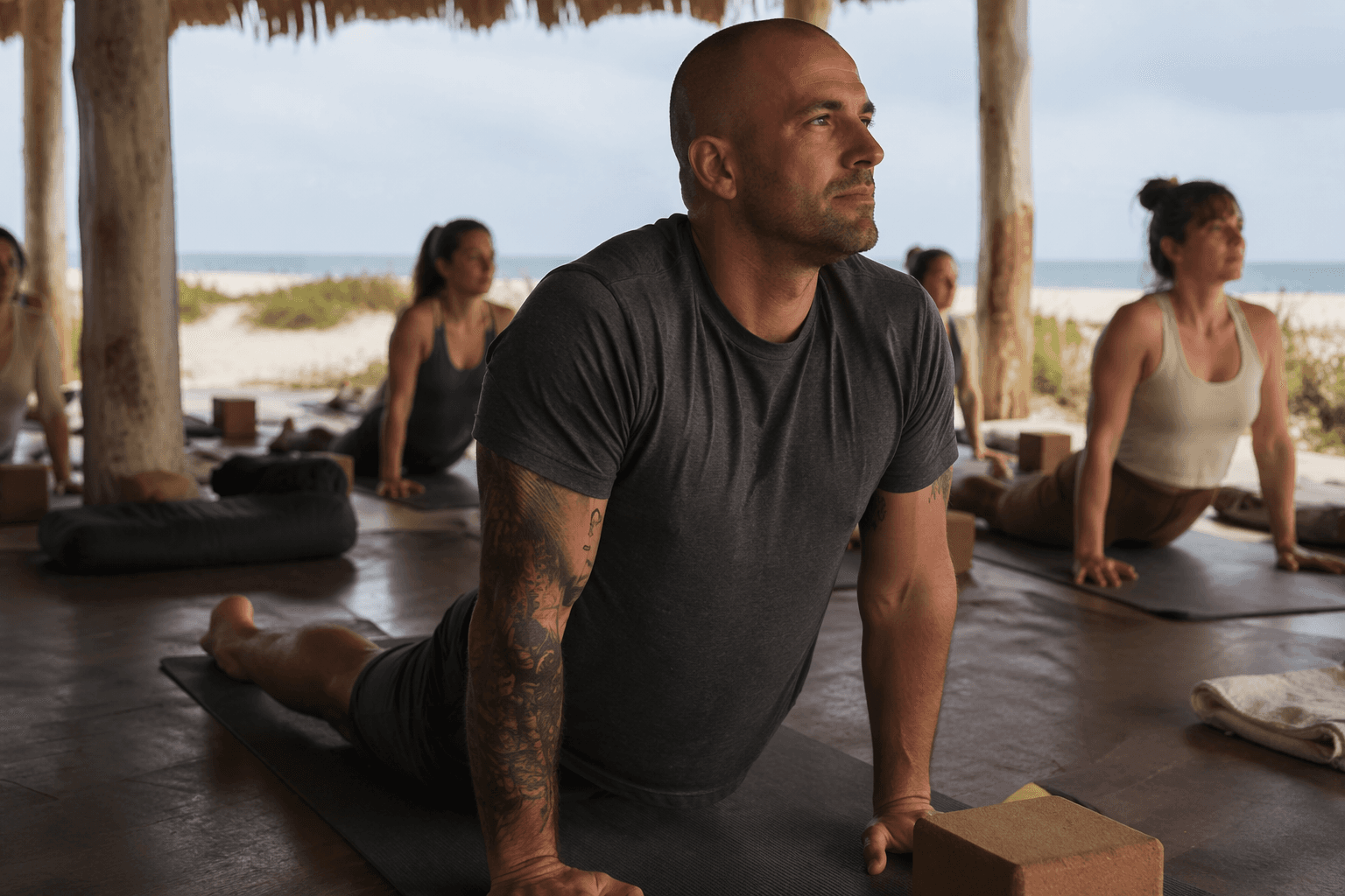Joey Votto earns yoga instructor certification in Spain