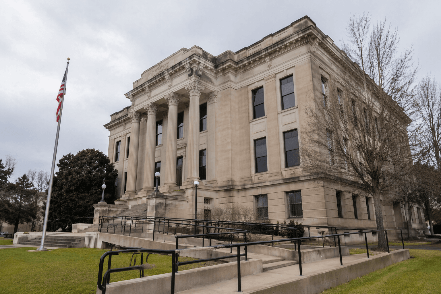 Bolivar County courthouse gets accessibility, restroom renovation package