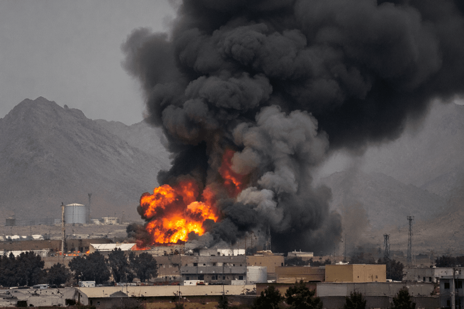 US strikes Iranian targets as ceasefire talks continue in Doha