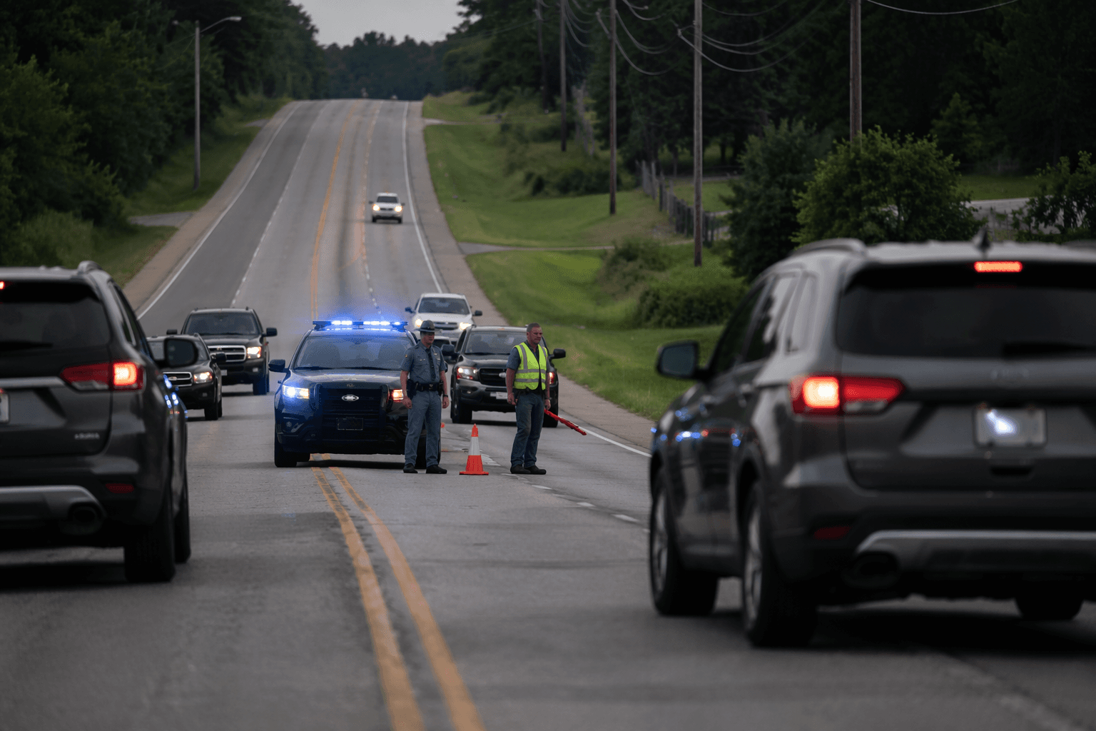 Hwy 7 reopens after brief blockage near Woodland Hills Entrance