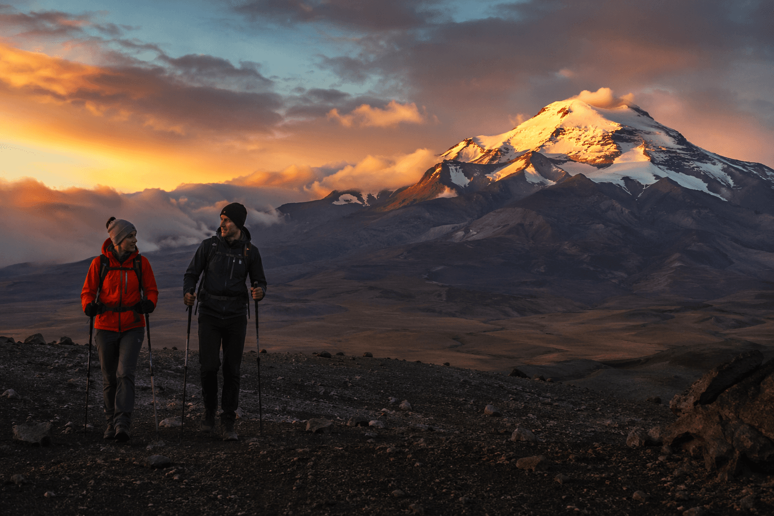 Los Alamos Mountaineers to hear Ecuador volcano climbs May 26