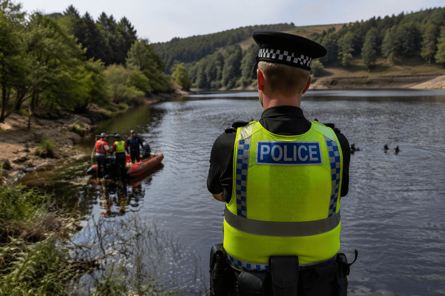 Three teenagers found in water across England during Bank Holiday heatwave