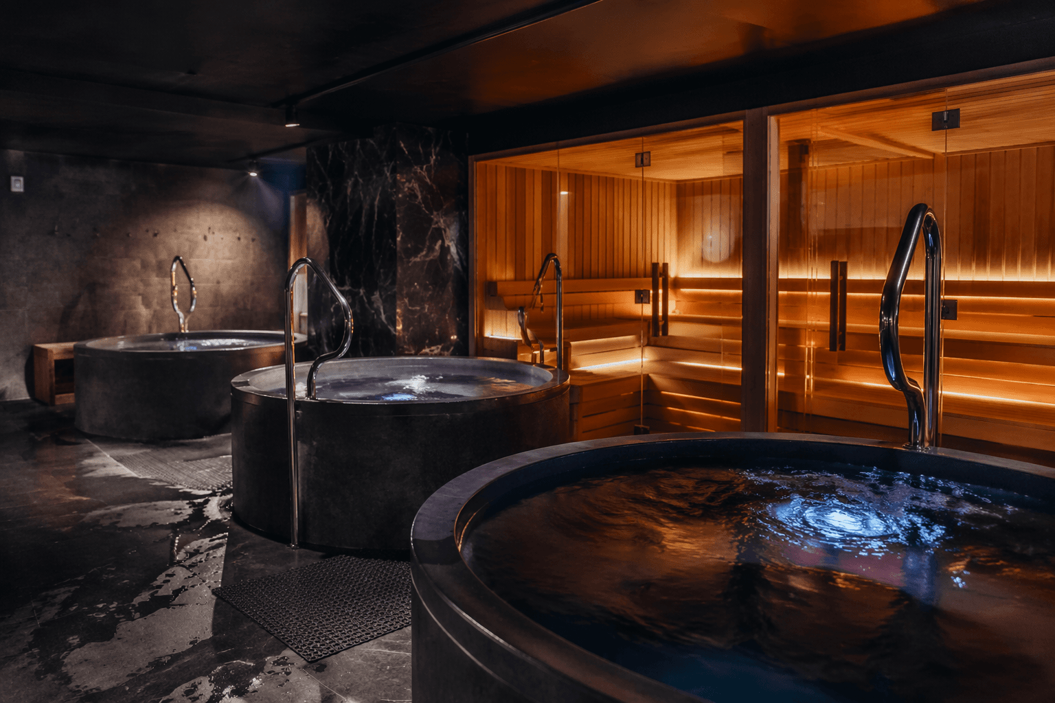 Pulse Club opens in Putney with sauna and cold plunges