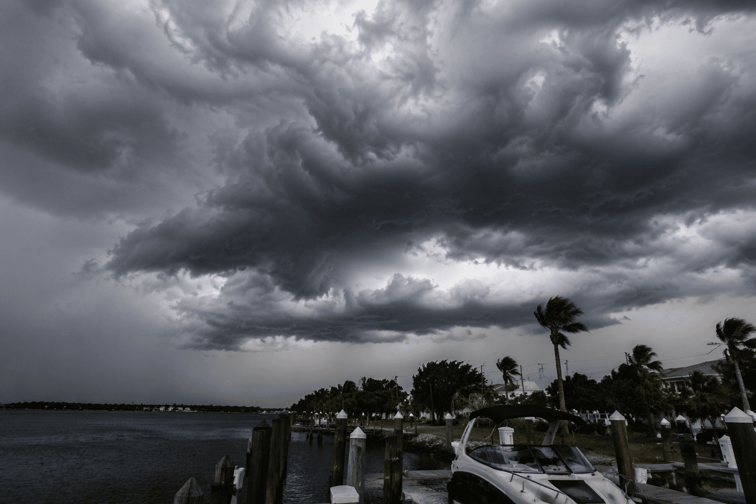 Severe thunderstorm warning issued for Hernando County until 7:30 PM