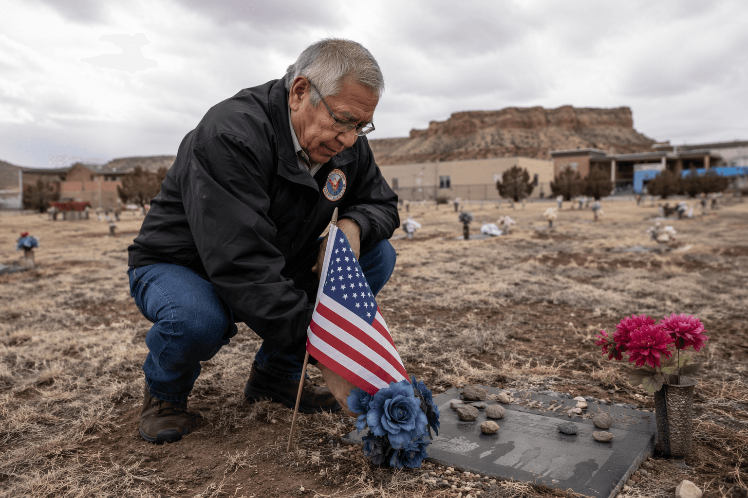 Vietnam veteran honors brother and Code Talker at Window Rock cemetery