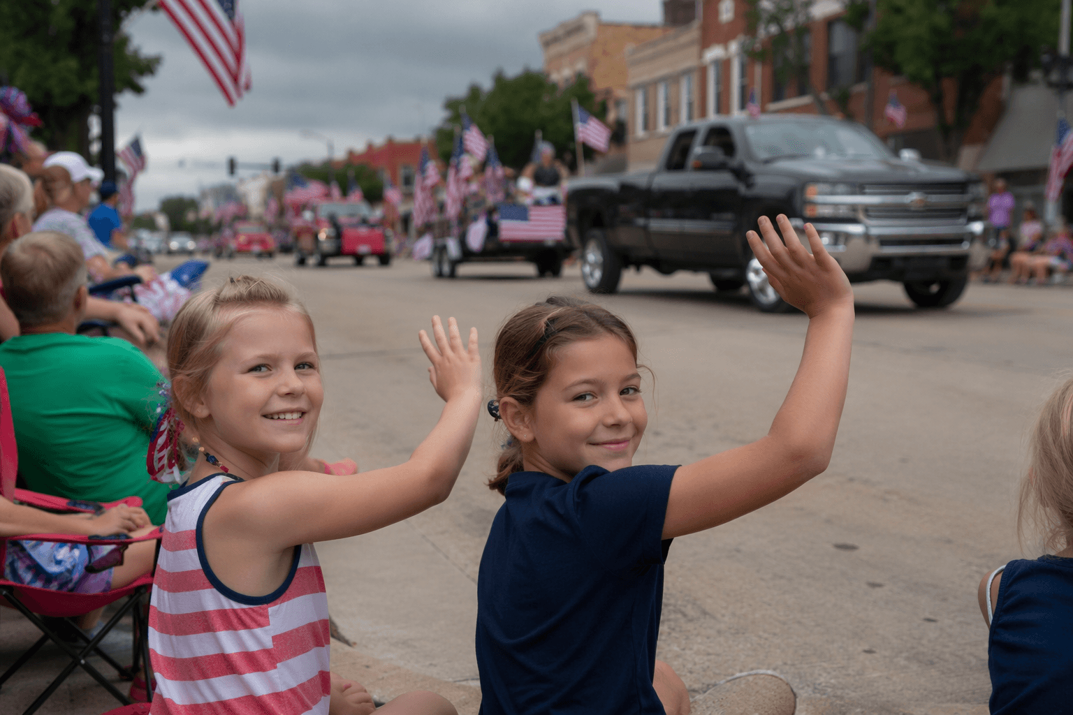 Storm Lake students win Fourth of July art contest, join parade