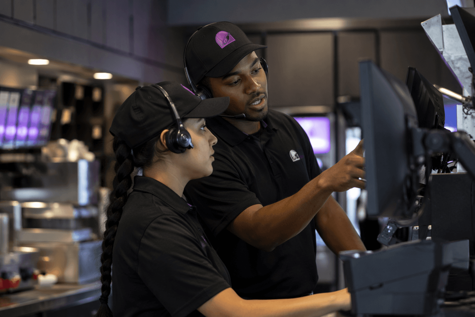 Taco Bell leans into drinks, sauces and AI as restaurant jobs evolve