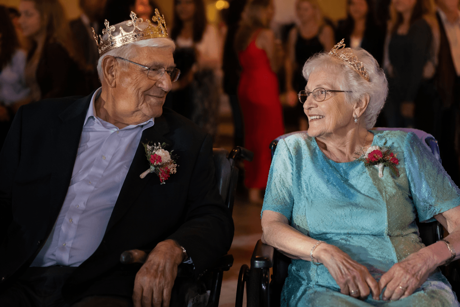 Storm Lake students host prom-style king and queen crowning at Otsego Place