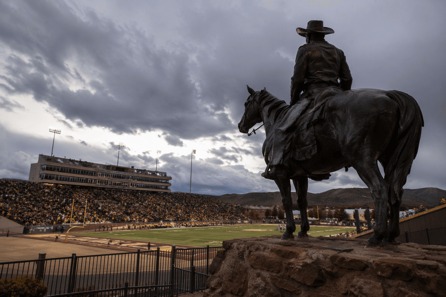Wyoming football sets 2026 TV slate, three Friday games at home