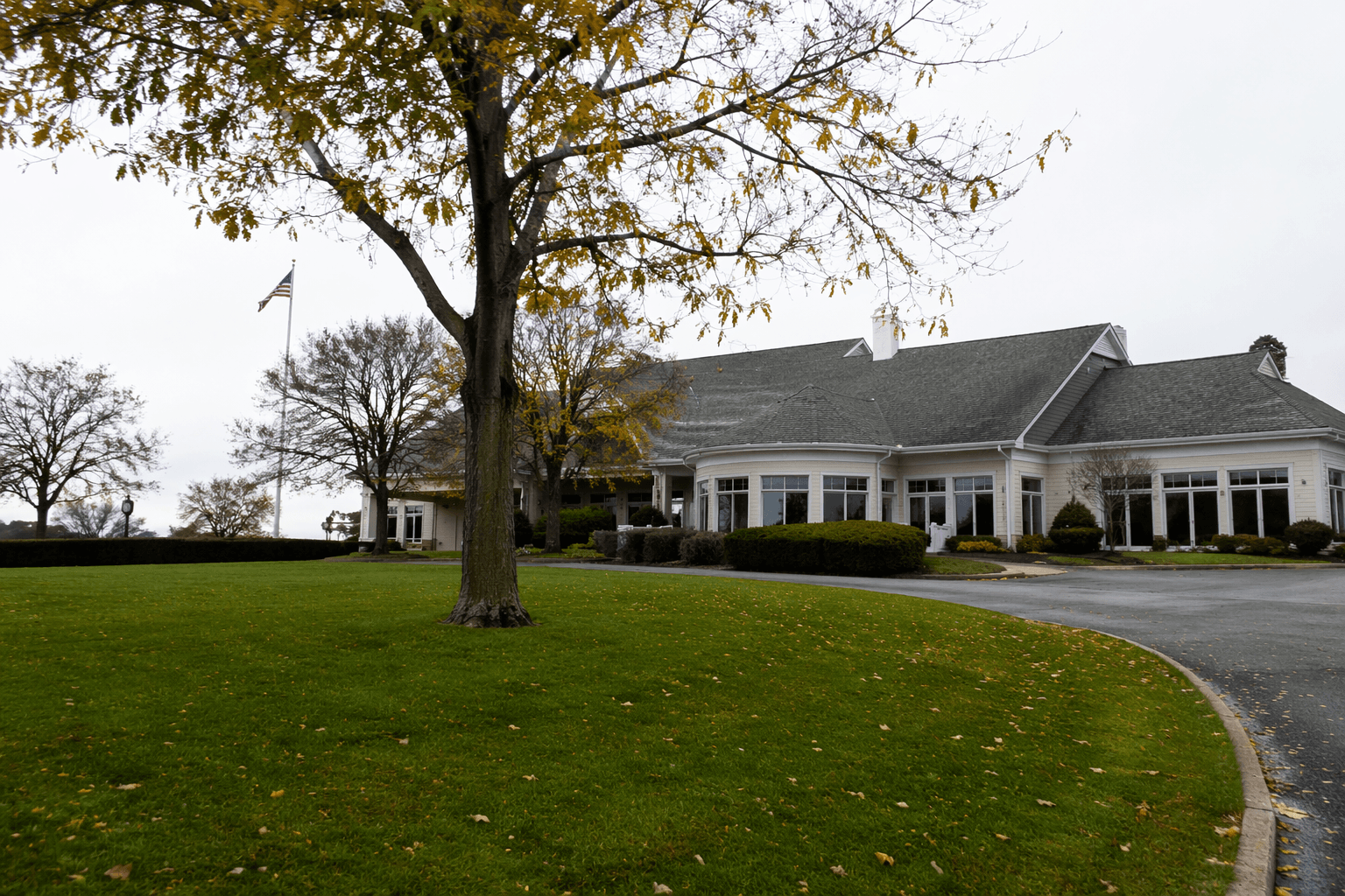 Former Jamestown Country Club manager sentenced in theft case