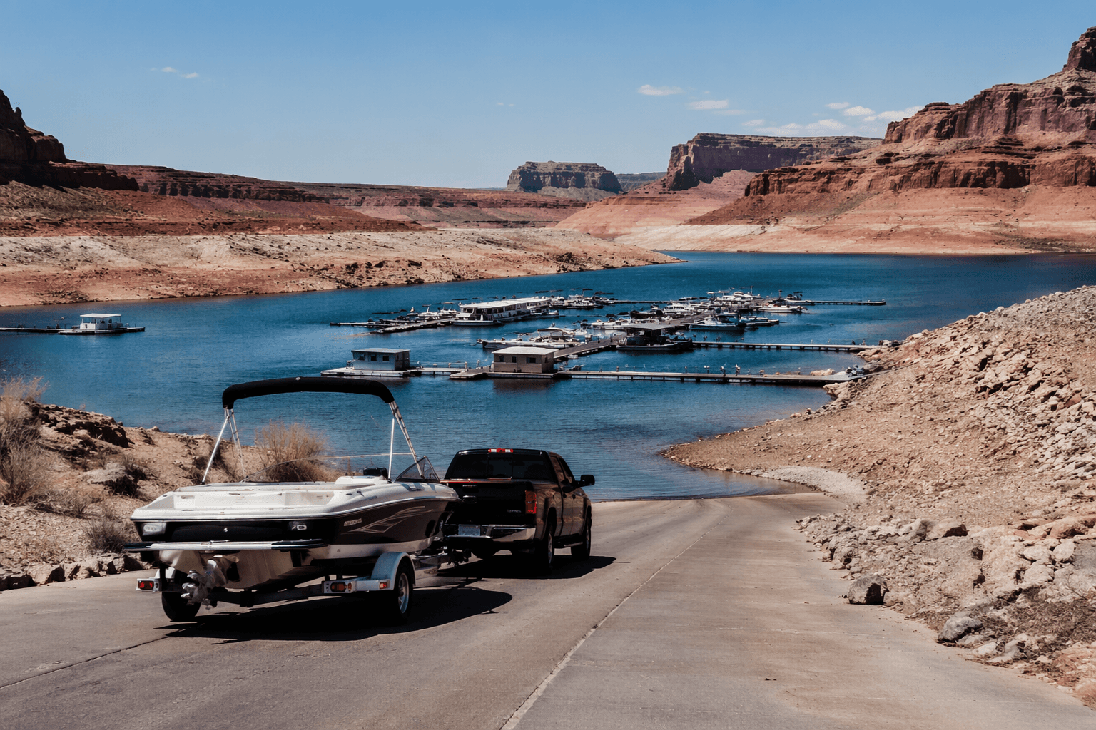 Lake Powell low water reshapes Bullfrog Marina boating access