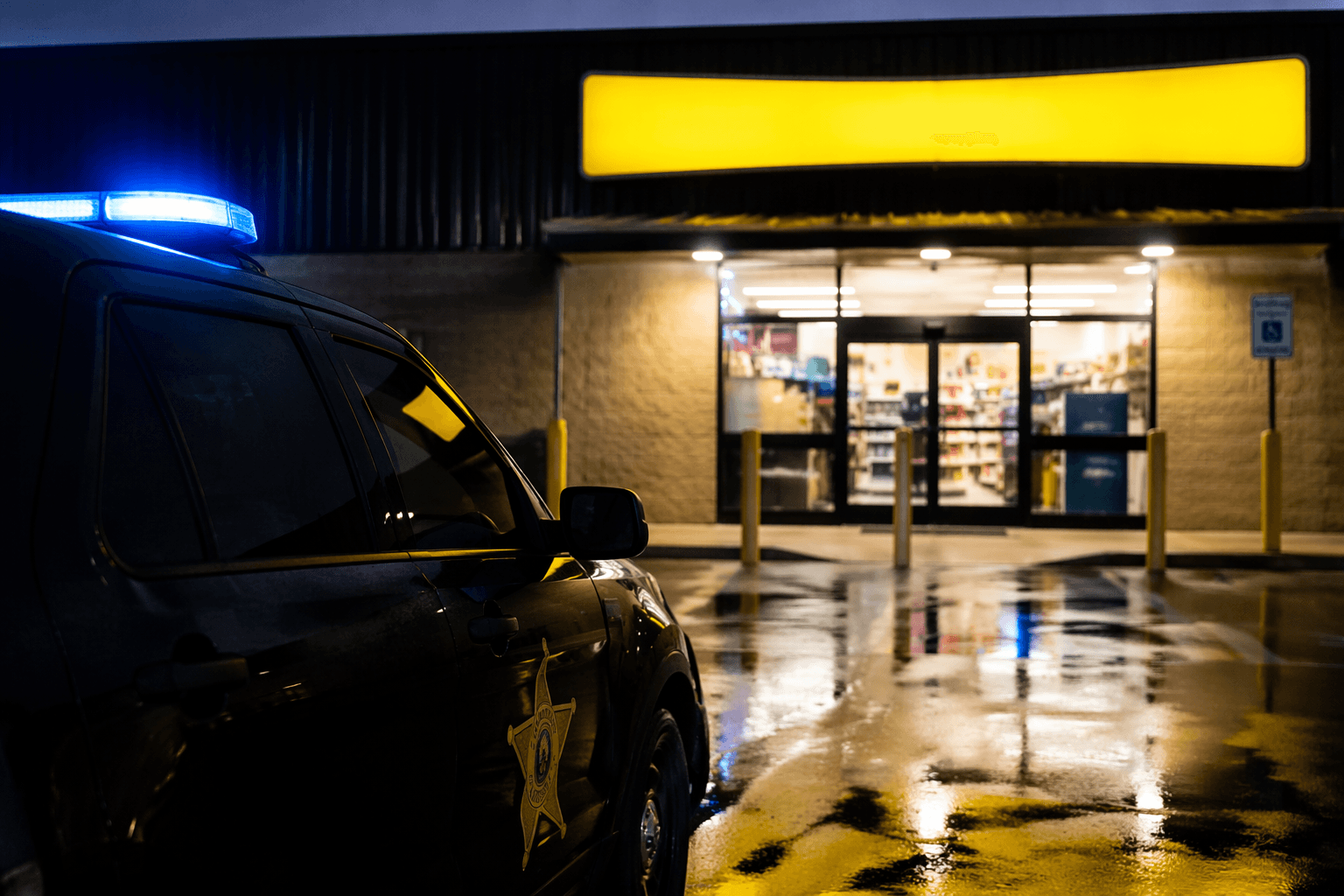 Dubois County deputies seek tips to identify Dollar General theft suspect