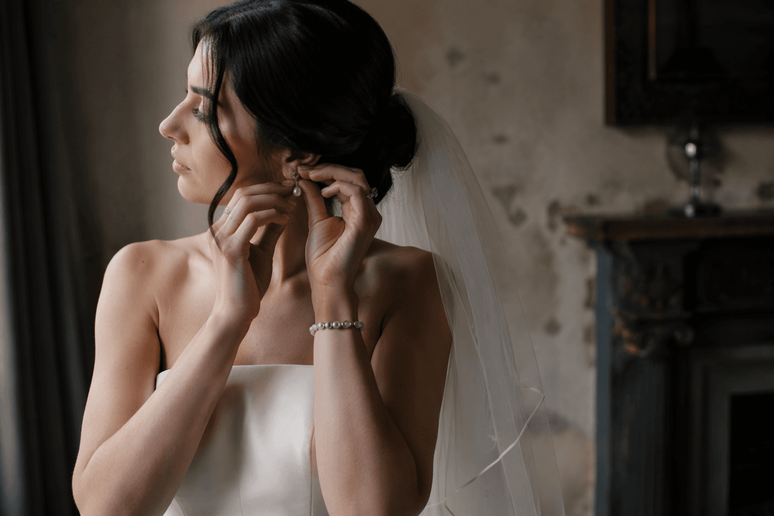 June brides choose pearls, moonstone and alexandrite jewelry for keepsake style