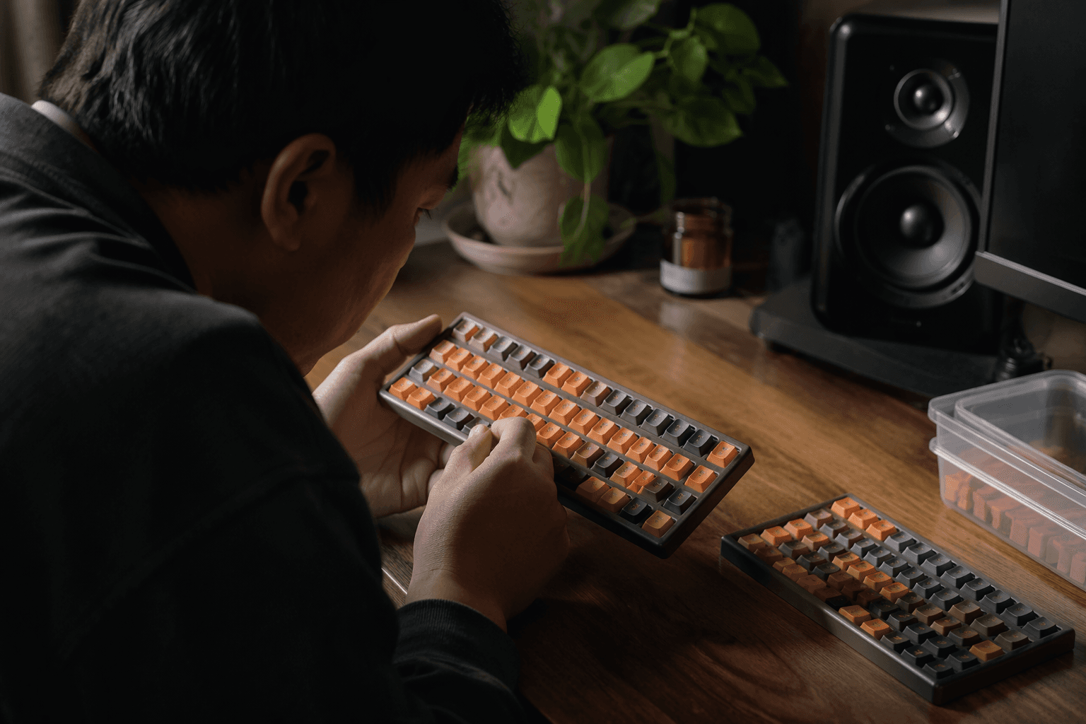 GMK CYL Orange Alert refines kitting with katakana sublegends at Geekhack