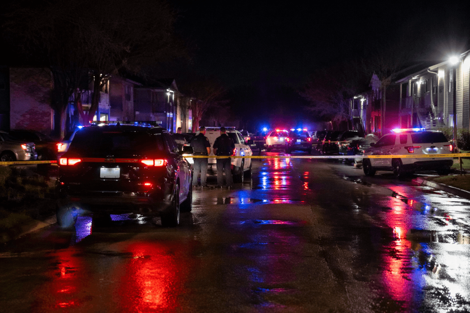Woman dies after stabbing in northwest Harris County, suspect charged