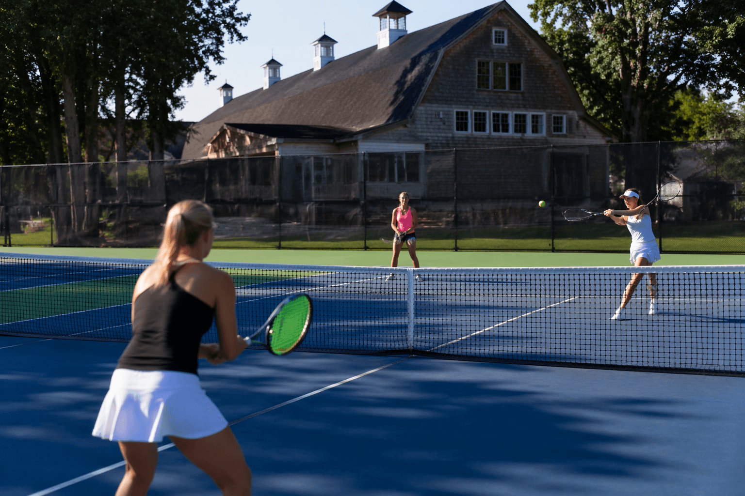 Tennis at the Barn refreshes Westhampton club with open play, family programs