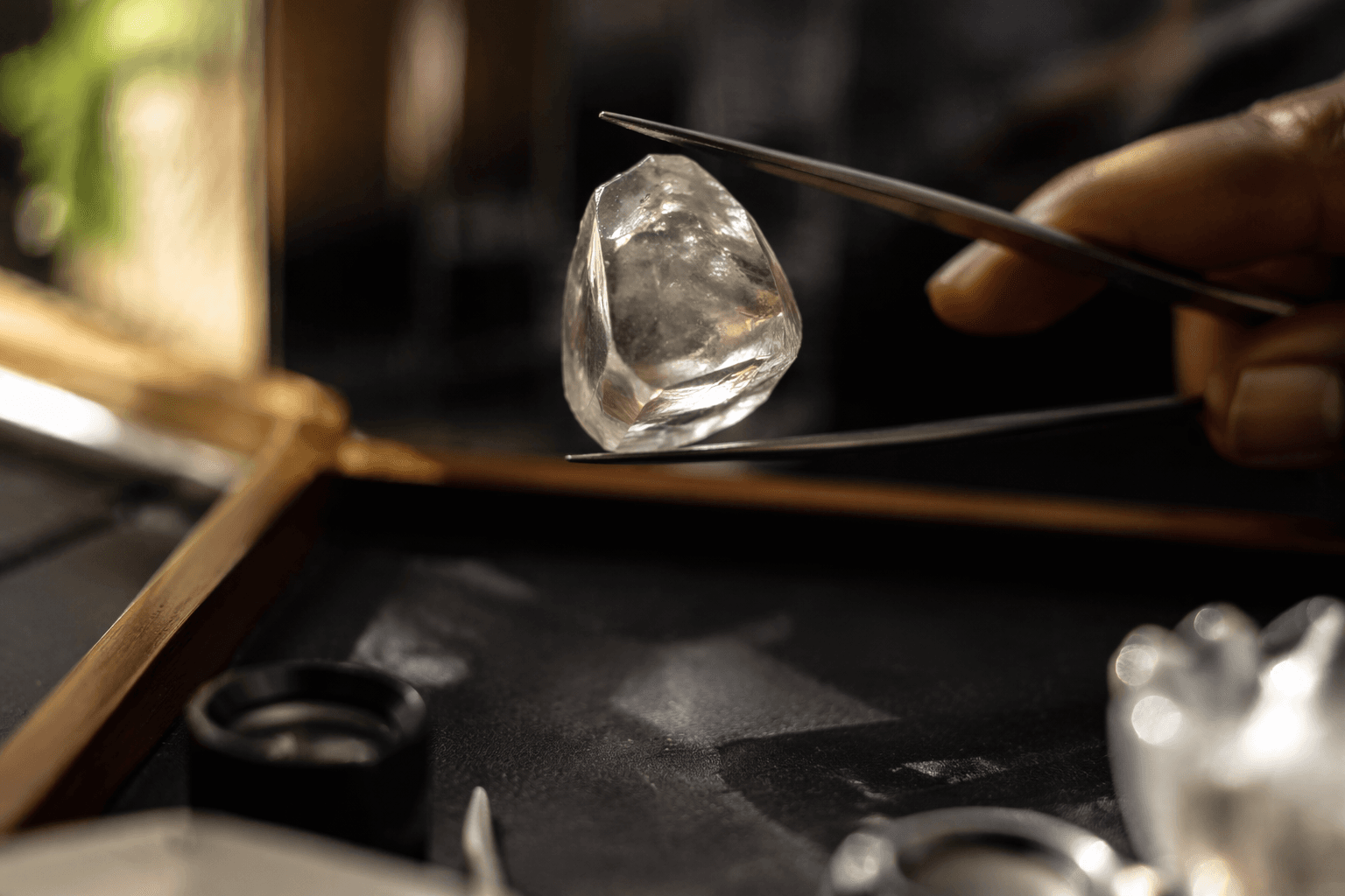 De Beers showcases Botswana diamond provenance at JCK Vegas