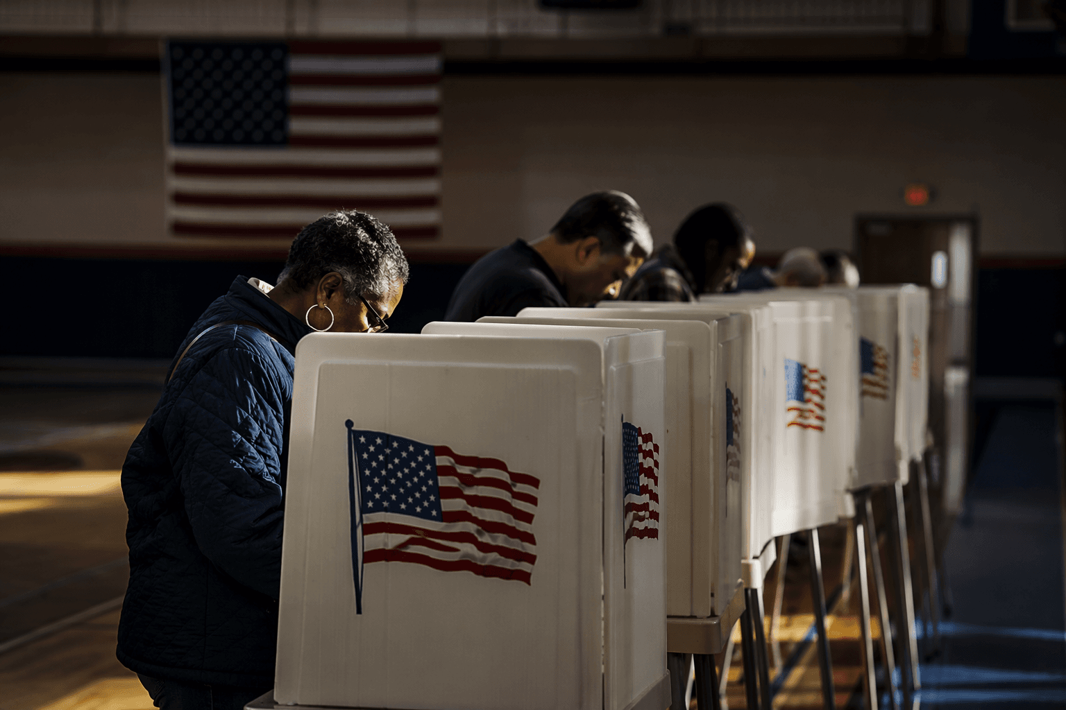 Who sets U.S. election rules as states, Congress clash