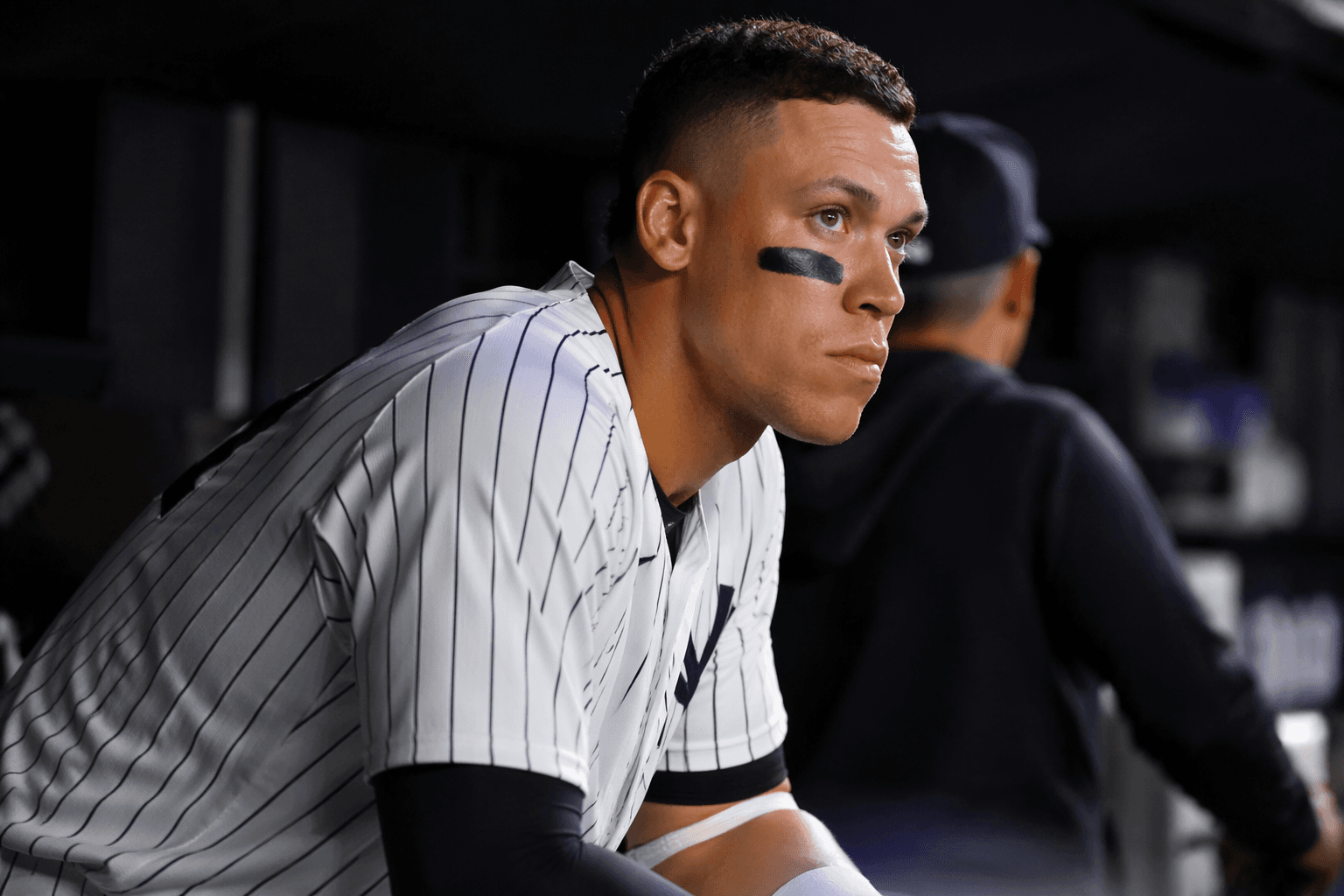 Yankees' Aaron Judge diagnosed with rib stress fracture, out 4-6 weeks
