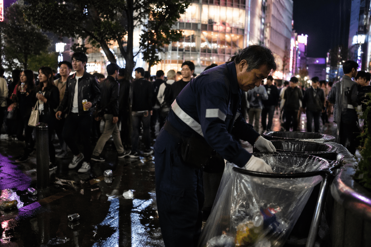 Shibuya cracks down on littering with spot fines and trash-can mandate