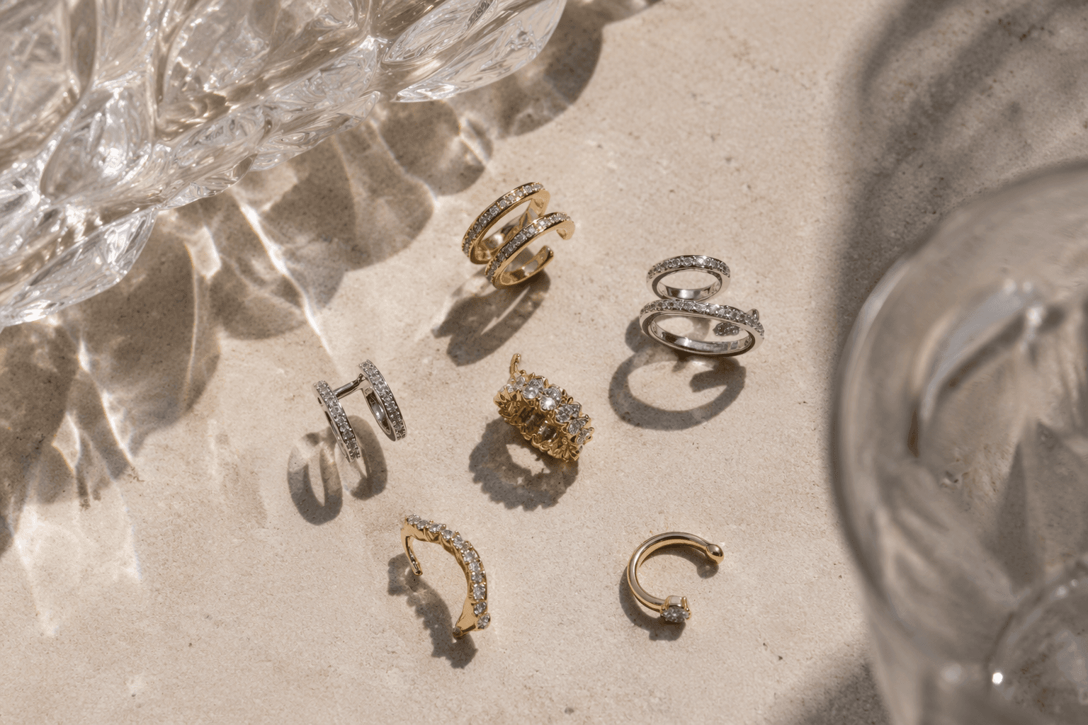 Cannes spotlights ear cuffs, the minimalist red carpet jewelry trend