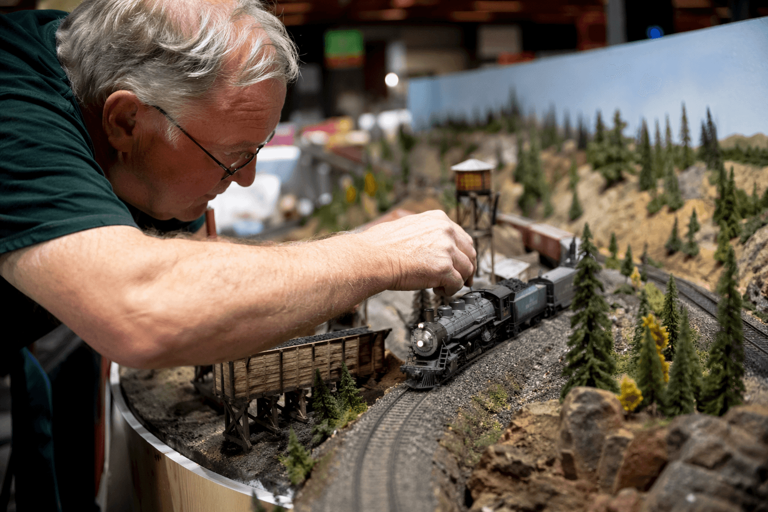 June Model Railroader previews Chattanooga layouts, from live steam to N scale