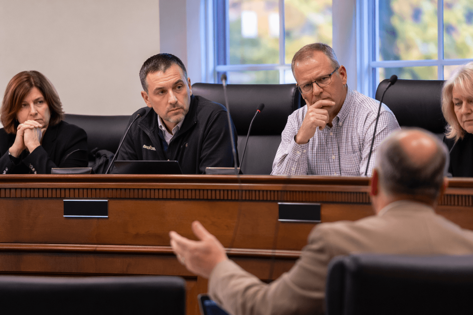 Woodbury board weighs tax-payment rule for applicants before approvals