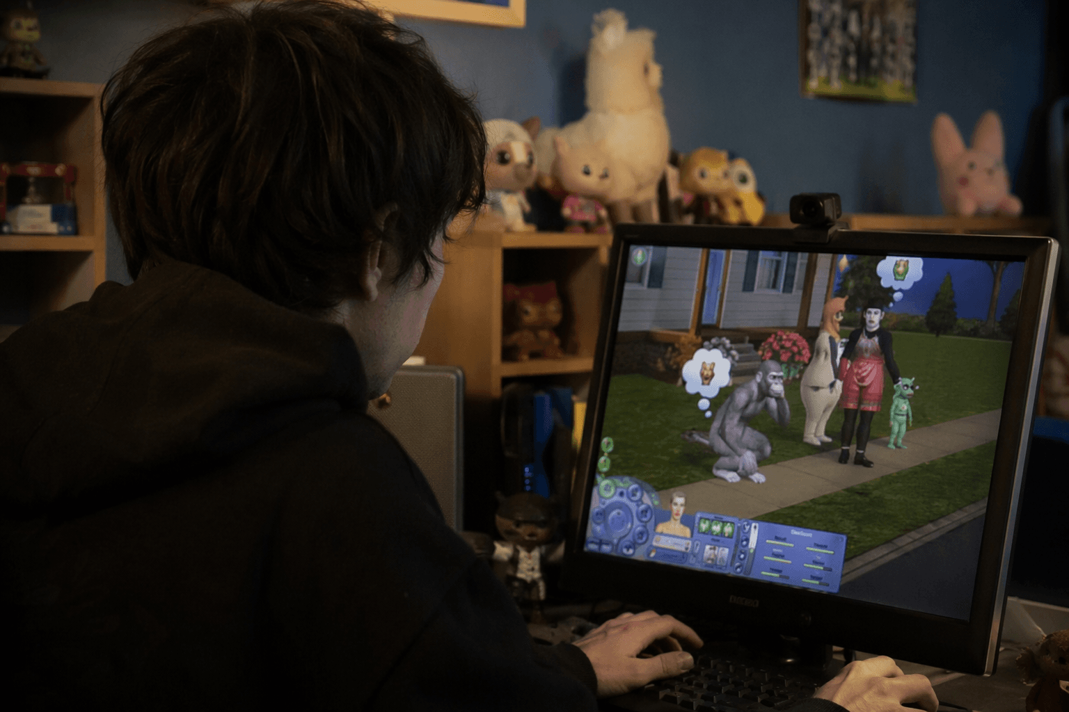 The Sims 2's weirdest mods show off its long fan-made legacy